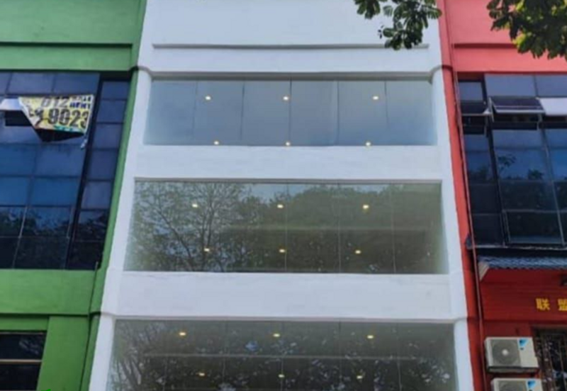 Jalan Kenari, Bandar Puchong Jaya