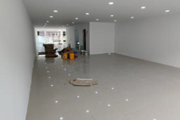 Taipan Business Centre, USJ 10