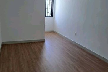 Elmina Green Three @ City of Elmina