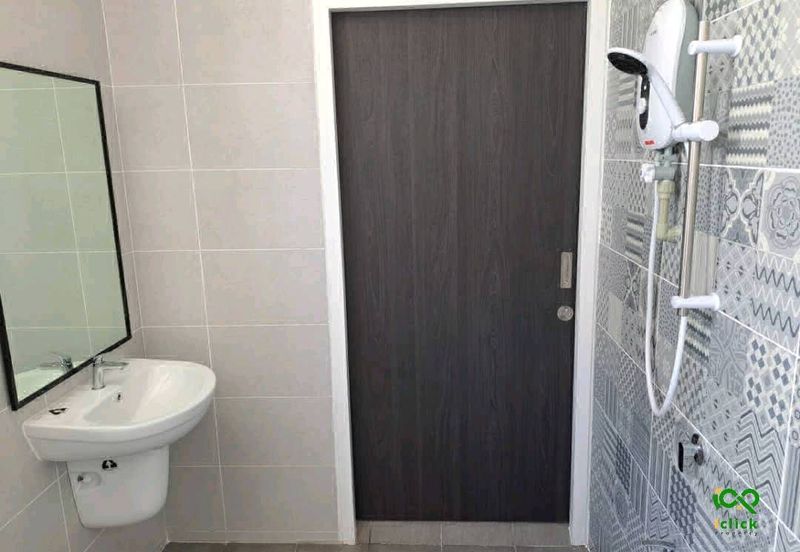 Elmina Green Three @ City of Elmina