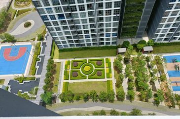 LakeFront Residence Cyberjaya