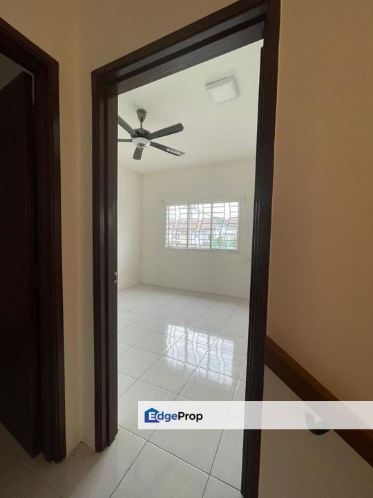 Desiran Bayu Puchong End Lot,Kitchen Cabinet,Cantik, Selangor, Puchong
