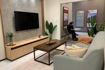 Vista Adesa Residensi Desa Timur