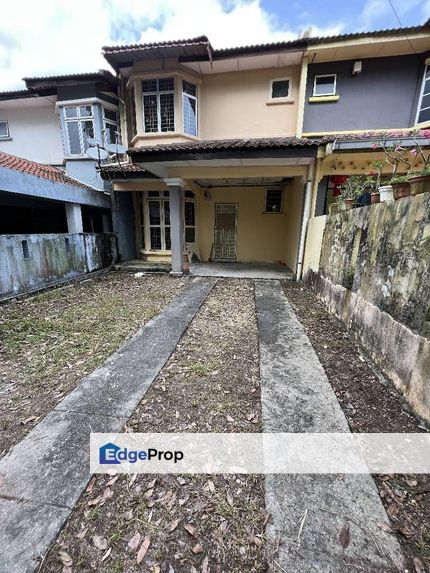 2sty Lestari Putra Seri Kembangan Non Bumi, Face Open, near Playground, Selangor, Seri Kembangan