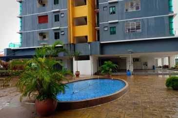 Vista Alam Serviced Apartment