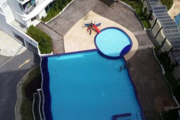 Vista Alam Serviced Apartment