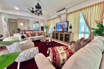 Lake Point Residence