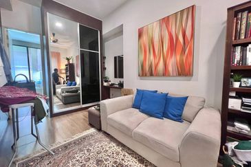 Lake Point Residence