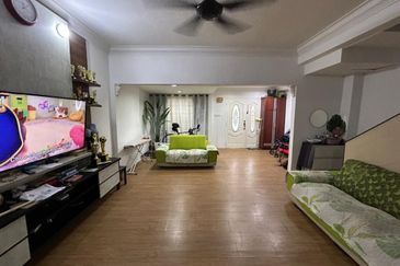 Taman Pinggiran Putra