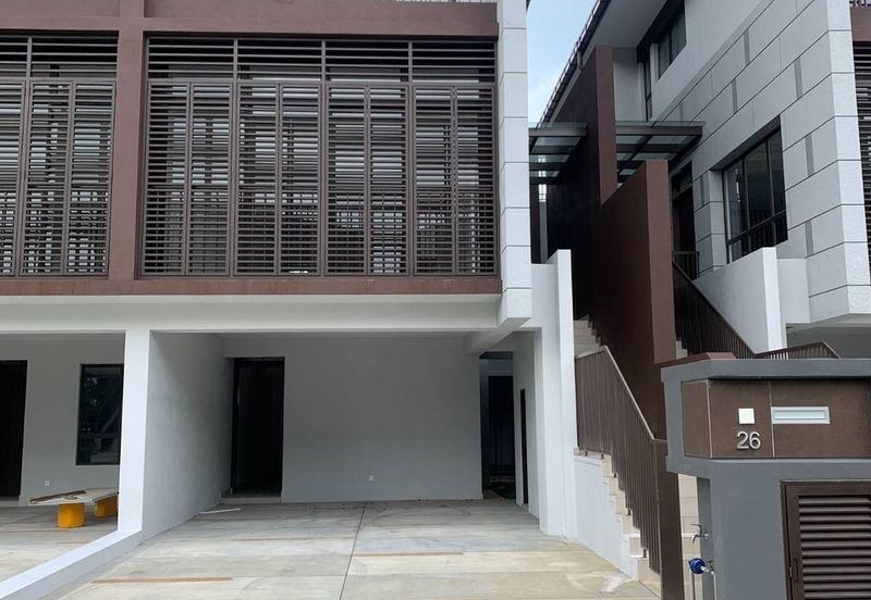 3sty teres Mulia Residence Cyberjaya Freehold, Dekat Masjid, New House