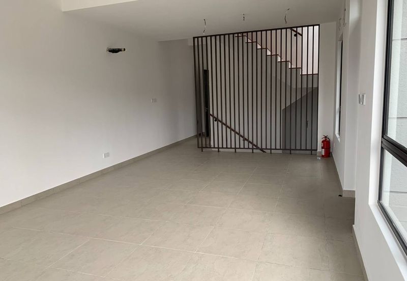 3sty teres Mulia Residence Cyberjaya Freehold, Dekat Masjid, New House