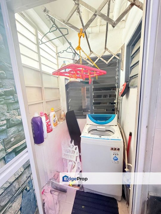 Mayang Apartment Puncak Jalil Seri Kembangan Cantik Reno Murah, Strata, Selangor, Puncak Jalil