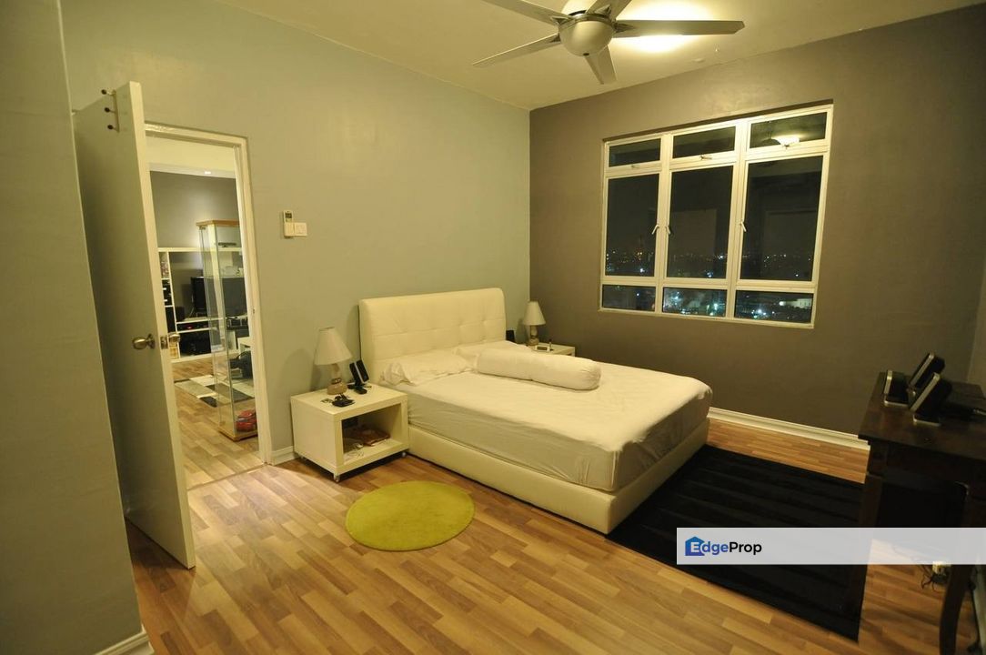 Mutiara Anggerik, Seksyen 15 Shah Alam Reno, Nice Unit, Partly Furnish, Selangor, Shah Alam