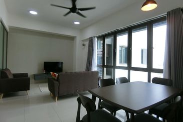 Lake Point Residence