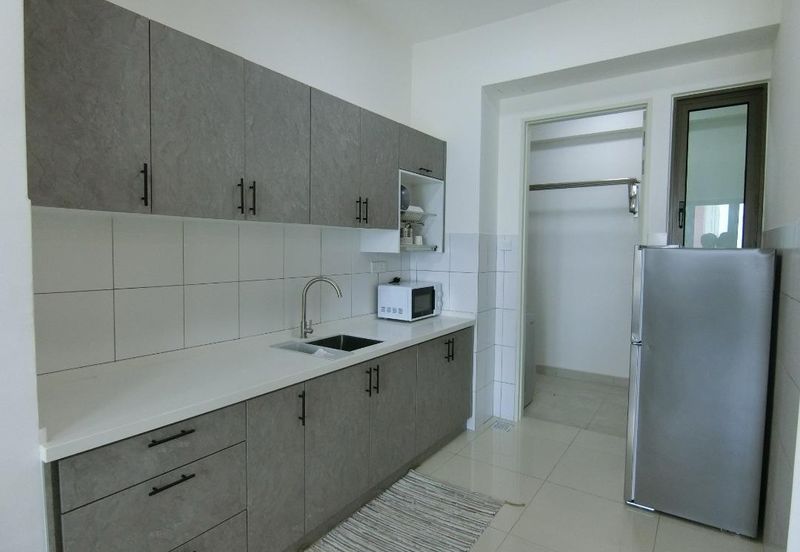 Lake Point Residence