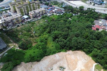 Pantai Dalam Kampung Kerinchi