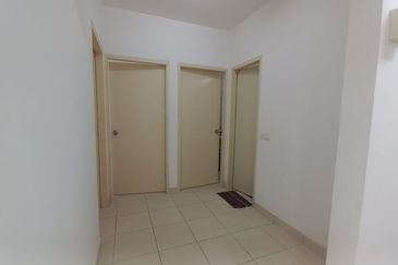 De Bayu Apartment @ Setia Alam