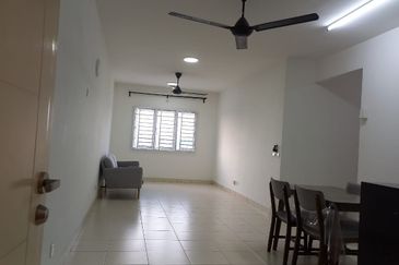 De Bayu Apartment @ Setia Alam