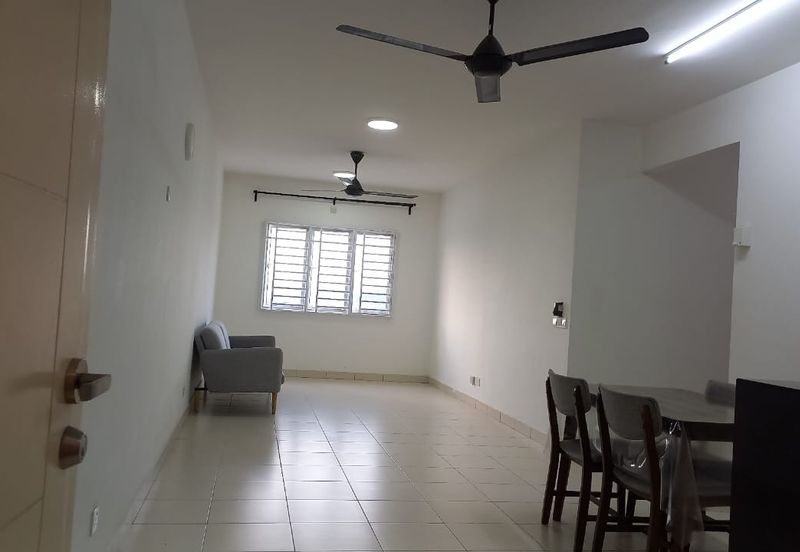 De Bayu Apartment @ Setia Alam