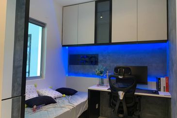 Vista Adesa Residensi Desa Timur