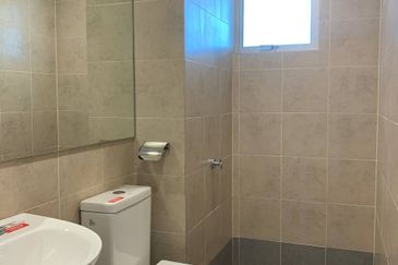 Vista Adesa Residensi Desa Timur