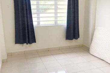 Suria Tropika Apartment