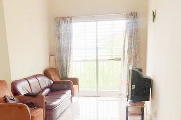 Suria Tropika Apartment