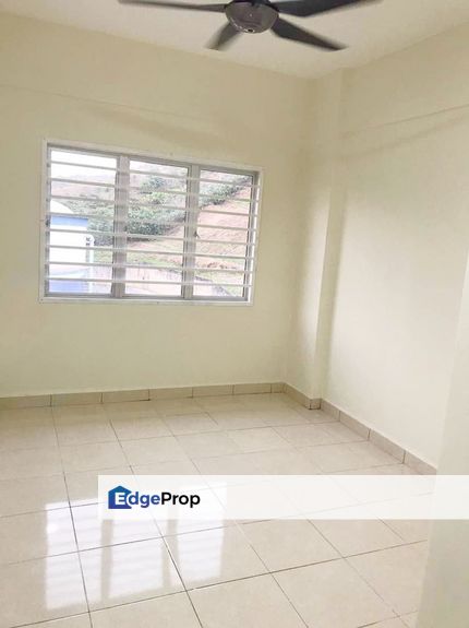 Apartment Suria Tropika Seri Kembangan, Murah, 2parking, Strata, SKVE, Selangor, Serdang