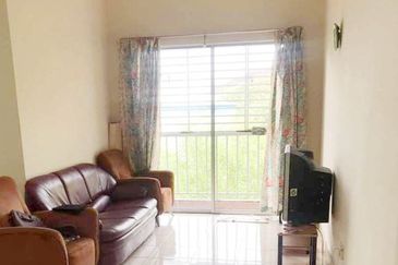 Suria Tropika Apartment