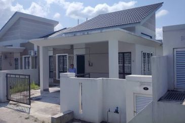 Taman Jenderam Anggun