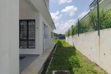 Taman Jenderam Anggun