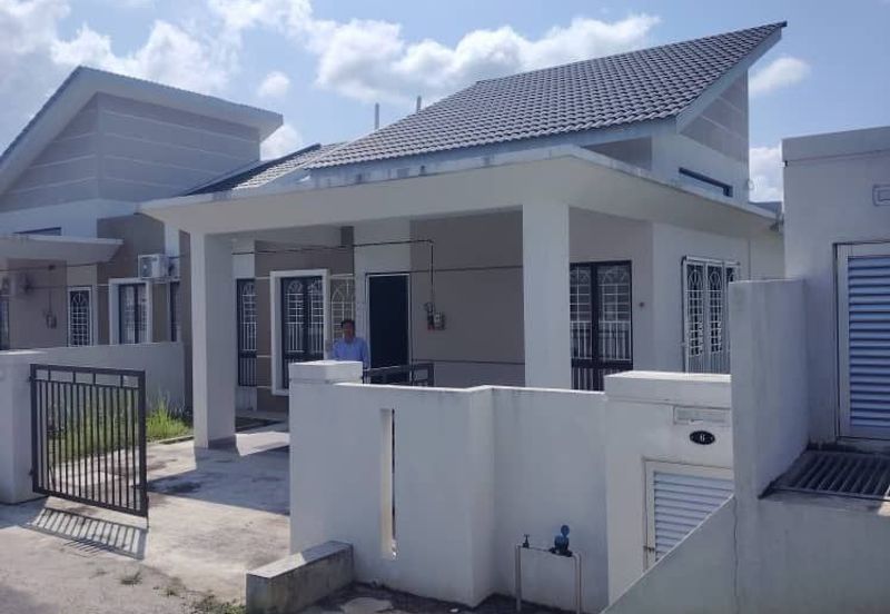 Taman Jenderam Anggun, Jalan Jenderam Anggun 2