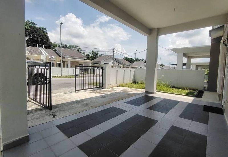 Taman Jenderam Anggun, Jalan Jenderam Anggun 2