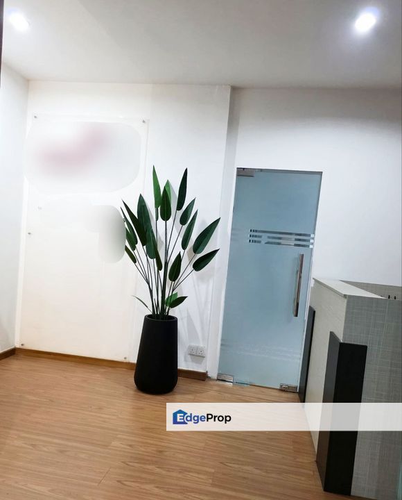 2sty Shop Atmosphere Seri Kembangan walk to MRT Putra Permai, near LDP, Selangor, Seri Kembangan