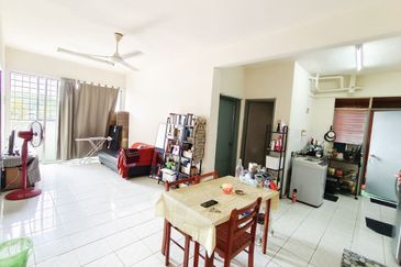 Pangsapuri Putra Impian, Taman Pinggiran Putra