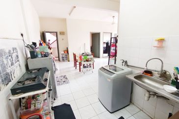 Pangsapuri Putra Impian, Taman Pinggiran Putra