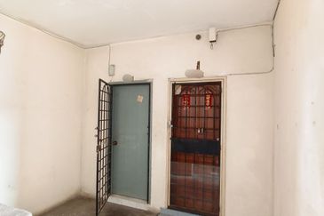 Pangsapuri Putra Impian, Taman Pinggiran Putra