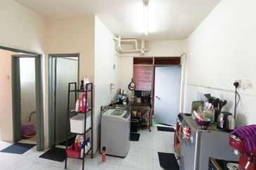 Pangsapuri Putra Impian, Taman Pinggiran Putra