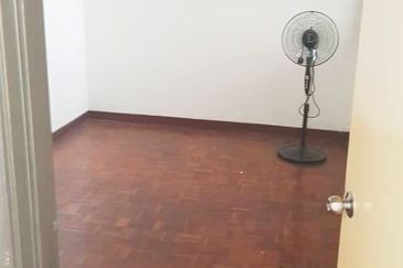 Subang Perdana Goodyear Court 8