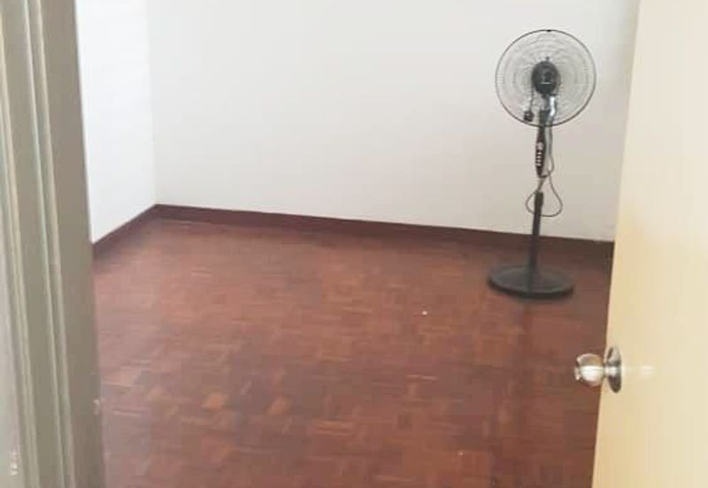 Subang Perdana Goodyear Court 8