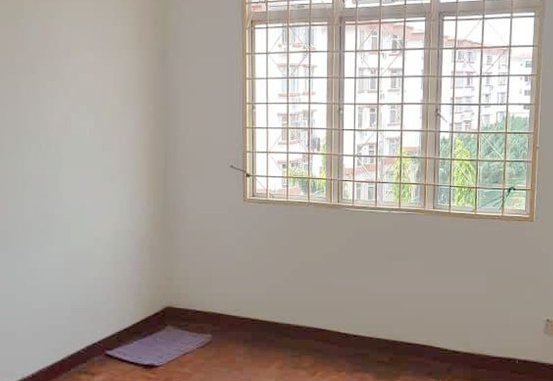 Subang Perdana Goodyear Court 8