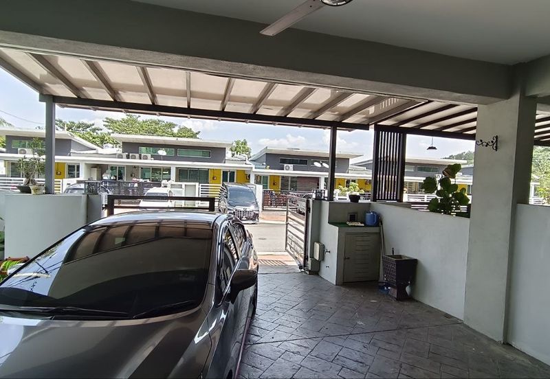 Desa Pinggiran Putra