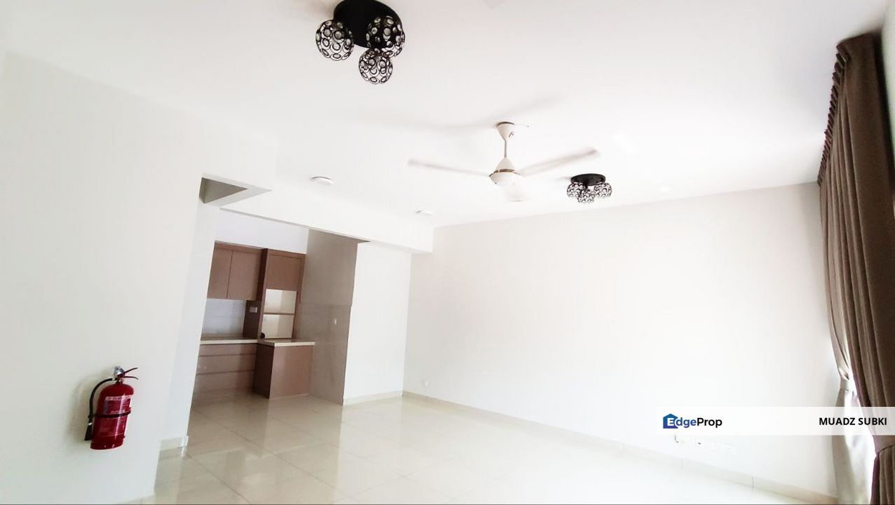 TownHouse Cantik, Elegan Residensi Puchong Kitchen Cabinet,Gated Guard, Selangor, Puchong