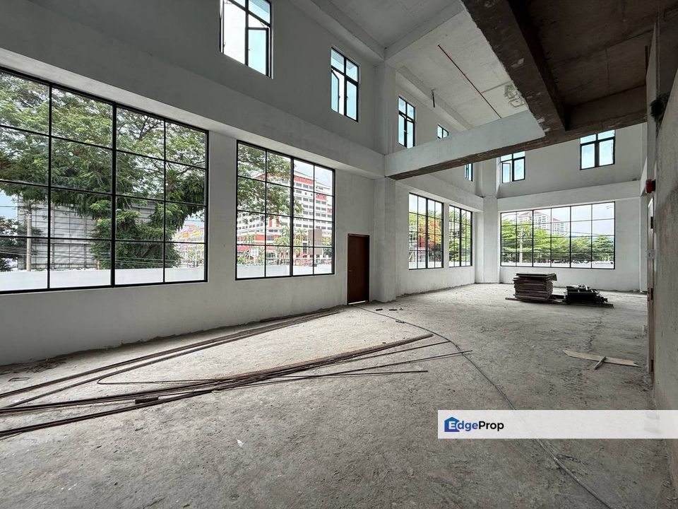 6sty Shop Lot Hotel Taman Ampang Utama Non Bumi, Facing Main Road, Selangor, Ampang