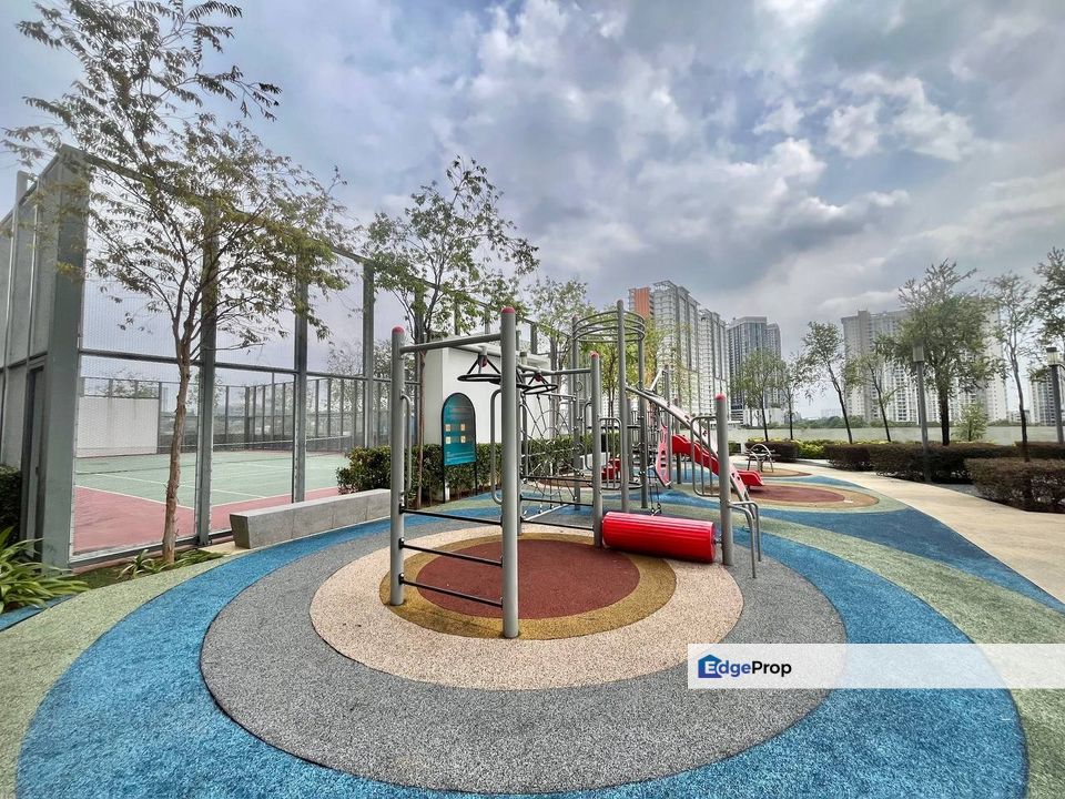 Lake Point Residence Cyberjaya Freehold Full Furnish Rumah Cantik Reno, Selangor, Cyberjaya