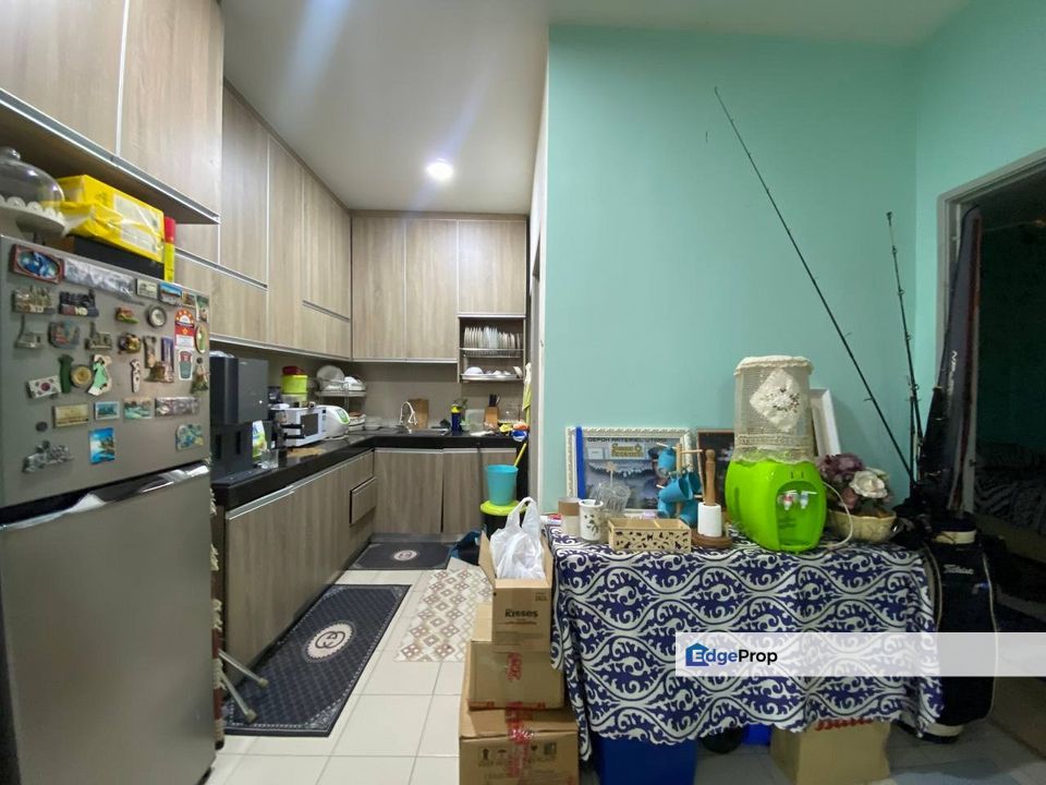 Residensi Alami Seksyen 13 Shah Alam Ful Reno,Ful Furnish,2park,Strata, Selangor, Shah Alam