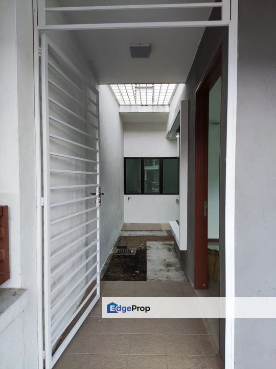 2sty Teres House Saujana KLIA, Sepang, Murah, Non Bumi can buy, Selangor, Sepang