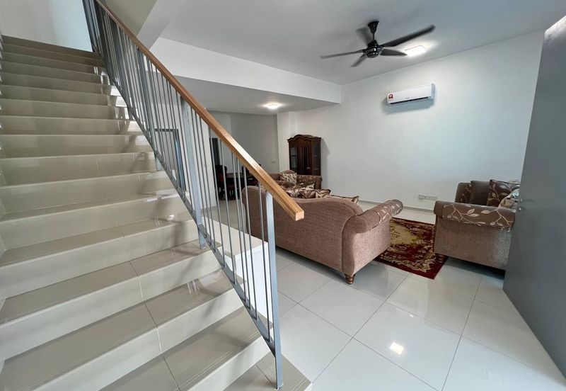 Casa Wood, CyberSouth