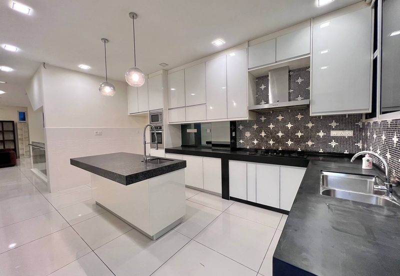 Saville @ The Park - Twin Villa