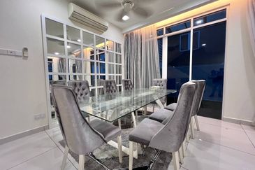 Saville @ The Park - Twin Villa